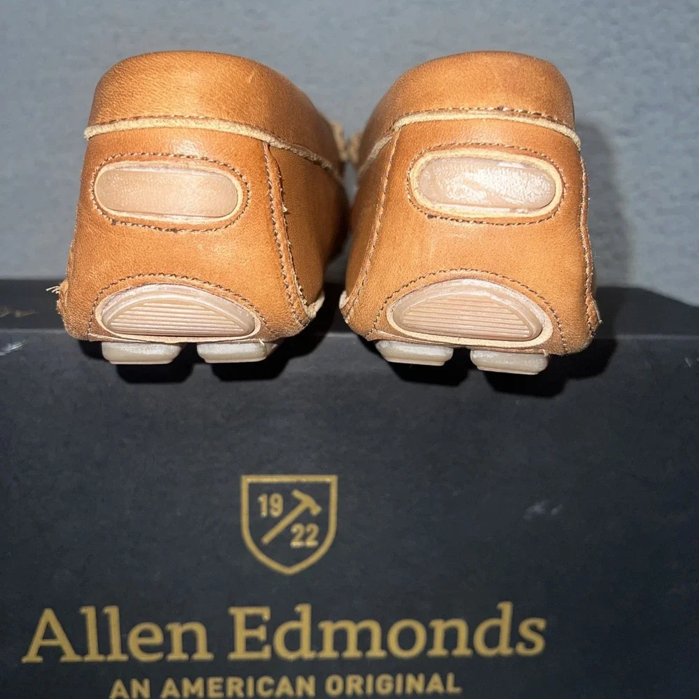 Allen Edmonds Daytona Men's Sz‎ 9 Tan Leather Hand Sewn Driving Moc/Loafer 50430